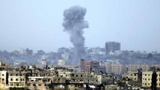 Bombs kill 72 in Syria regime bastions: new toll Bombs kill 72 in Syria regime bastions: new toll