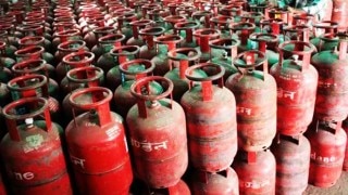 Ujjwala Yojana: Government Plans to Open 6000 New Gas Agencies, Say Reports Ujjwala Yojana: Government Plans to Open 6000 New Gas Agencies, Say Reports