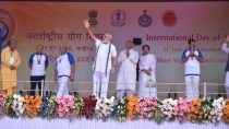 International Yoga Day 2016 LIVE streaming: Watch Yoga Day 2016 event led by Narendra Modi at Capitol Complex in Chandigarh