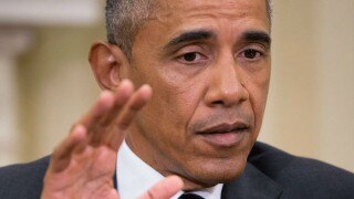 Barack Obama in Orlando to console grieving families Barack Obama in Orlando to console grieving families