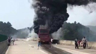 Bus fire in Central China kills 30 on board, 21 critically injured Bus fire in Central China kills 30 on board, 21 critically injured