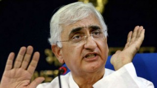 Government should stop 'tantalising' in Lalit Modi, Vijay Mallya issues: Salman Khurshid Government should stop 'tantalising' in Lalit Modi, Vijay Mallya issues: Salman Khurshid