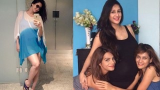 Chahat Khanna of Bade Acche Lagte Hain flaunts her baby bump in blue swimwear! Chahat Khanna of Bade Acche Lagte Hain flaunts her baby bump in blue swimwear!