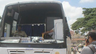 KSRTC, BMTC bus strike: Karnataka government asks protesting employees to end 'hartal' today KSRTC, BMTC bus strike: Karnataka government asks protesting employees to end 'hartal' today
