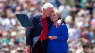 Bill Clinton narrates love story to make his case for Hillary Clinton Bill Clinton narrates love story to make his case for Hillary Clinton
