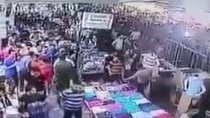 Iraqi man shouts Allah hu Akbar, causes panic in crowded market (Watch video)
