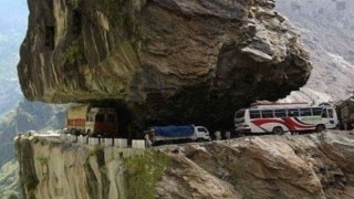 4 killed after car falls in gorge in HP 4 killed after car falls in gorge in HP