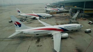 Malaysia Airlines to buy 50 Boeing jets Malaysia Airlines to buy 50 Boeing jets