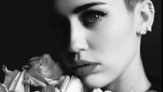 Miley Cyrus, Kris Jenner, other Hollywood stars mourns Nice attack Miley Cyrus, Kris Jenner, other Hollywood stars mourns Nice attack