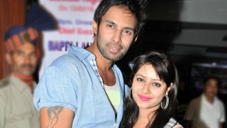 Pratyusha Banerjee suicide case: Balika Vadhu actress parents to demand re-investigation! Pratyusha Banerjee suicide case: Balika Vadhu actress parents to demand re-investigation!