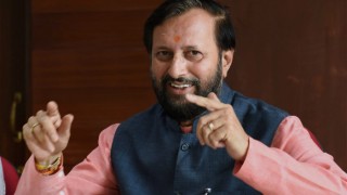 Congress remembers only Indira Gandhi family,not Sardar Vallabhai Patel or Subhash Chandra Bose, says Prakash Javadekar Congress remembers only Indira Gandhi family,not Sardar Vallabhai Patel or Subhash Chandra Bose, says Prakash Javadekar