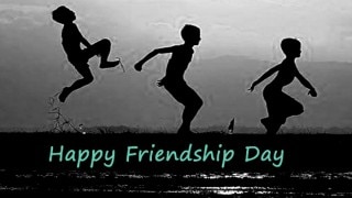 Happy Friendship Day 2016: B-Town celebs share love for friends Happy Friendship Day 2016: B-Town celebs share love for friends