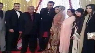 Dawood Ibrahim’s nephew Alishah Parkar ties knot with Ayesha Nagani; see pictures of lavish reception Dawood Ibrahim’s nephew Alishah Parkar ties knot with Ayesha Nagani; see pictures of lavish reception