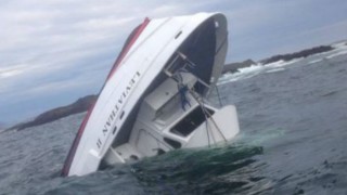 10 dead, 5 missing in Indonesian boat accident: navy 10 dead, 5 missing in Indonesian boat accident: navy