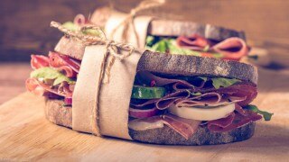 10 Quick, Easy, and Scrumptious Vegetarian Sandwich Recipes 10 Quick, Easy, and Scrumptious Vegetarian Sandwich Recipes
