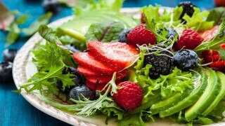 Easy Hacks to Eat Less and Lose Weight Easy Hacks to Eat Less and Lose Weight
