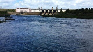 Cauvery dispute: Supreme Court orders Karnataka to continue releasing 2,000 cusecs of water per day to Tamil Nadu Cauvery dispute: Supreme Court orders Karnataka to continue releasing 2,000 cusecs of water per day to Tamil Nadu