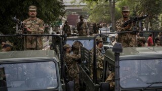 Four Pakistani security personnel killed by gunmen in Quetta Four Pakistani security personnel killed by gunmen in Quetta