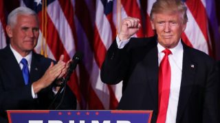 Donald trumps Hillary Clinton in US presidential elections 2016 Donald trumps Hillary Clinton in US presidential elections 2016