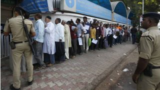 ATMs Running Dry in Telangana And Andhra Pradesh, Neighboring States Come to Rescue ATMs Running Dry in Telangana And Andhra Pradesh, Neighboring States Come to Rescue