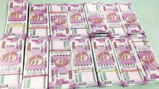 CISF seizes Rs 53.78 lakh in new notes from Nigerian national at Delhi's IGI airport CISF seizes Rs 53.78 lakh in new notes from Nigerian national at Delhi's IGI airport