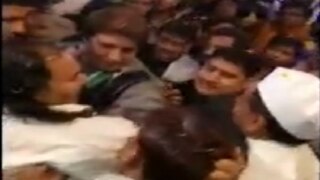 Ahead of UP Assembly elections 2017, Raj Babbar caught exhibiting physical aggression on Congress worker (Watch Video) Ahead of UP Assembly elections 2017, Raj Babbar caught exhibiting physical aggression on Congress worker (Watch Video)