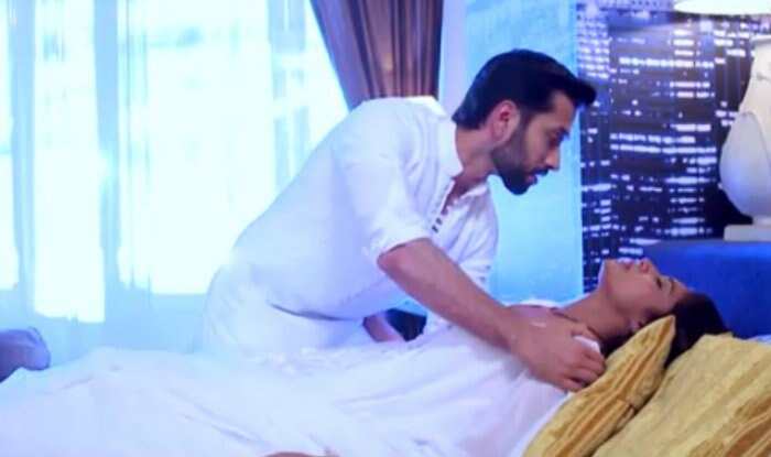 Ishqbaaz 23 December 2016 written update, full episode: Tia claims to