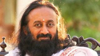 Sri Sri Ravi Shankar backs Jallikattu, calls for respecting people's faith Sri Sri Ravi Shankar backs Jallikattu, calls for respecting people's faith