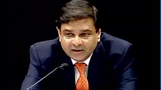 RBI Staff Working Six Days a Week to Count Demonetised Notes Deposited, Says Urjit Patel RBI Staff Working Six Days a Week to Count Demonetised Notes Deposited, Says Urjit Patel