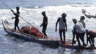 8 Tamil Nadu Fishermen Apprehended by Sri Lankan Navy Near Delft Island 8 Tamil Nadu Fishermen Apprehended by Sri Lankan Navy Near Delft Island