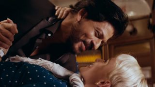 Shah Rukh Khan in West Bengal tourism ad is the sweetest thing you'll see on the Internet! Shah Rukh Khan in West Bengal tourism ad is the sweetest thing you'll see on the Internet!