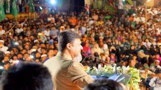 BMC Elections 2017: Akbaruddin Owaisi blames Congress-NCP for beef ban, attacks Narendra Modi on 'flawed' Pakistan policy BMC Elections 2017: Akbaruddin Owaisi blames Congress-NCP for beef ban, attacks Narendra Modi on 'flawed' Pakistan policy