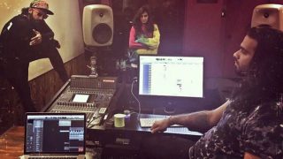 Ranveer Singh LEAKS his look for Zoya Akhtar's Gully Boy? View pic Ranveer Singh LEAKS his look for Zoya Akhtar's Gully Boy? View pic