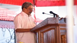 Goa cabinet: Manohar Parrikar keeps Finance, Home, Transport dept, allots PWD to Sudin Dhavalikar; Vijay Sardesai gets Town & Country planning Goa cabinet: Manohar Parrikar keeps Finance, Home, Transport dept, allots PWD to Sudin Dhavalikar; Vijay Sardesai gets Town & Country planning