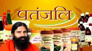 NCP Women Wing Protests Against Maharashtra CM Devendra Fadnavis's Wife Over Patanjali Event NCP Women Wing Protests Against Maharashtra CM Devendra Fadnavis's Wife Over Patanjali Event