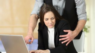 Watch out! These 5 signs tell that you are being sexually harassed at work! Watch out! These 5 signs tell that you are being sexually harassed at work!