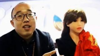 Chinese engineer marries robot he built after failing to find a wife! Chinese engineer marries robot he built after failing to find a wife!