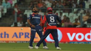 IPL 2017: Watch how Amit Mishra and Sanju Samson make a mess of a catch as DD lose to KKR IPL 2017: Watch how Amit Mishra and Sanju Samson make a mess of a catch as DD lose to KKR