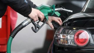 Petrol, diesel prices to change every day in 5 cities from May 1, Govt says move recommended by experts Petrol, diesel prices to change every day in 5 cities from May 1, Govt says move recommended by experts