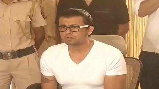 Azaan row: Sonu Nigam seeks Rs 10 lakh after shaving head, cleric backtracks, says two conditions unfulfilled Azaan row: Sonu Nigam seeks Rs 10 lakh after shaving head, cleric backtracks, says two conditions unfulfilled