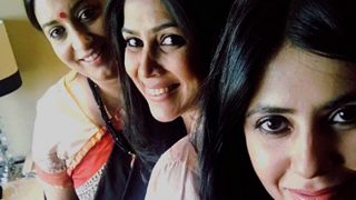 Ekta Kapoor's meeting with Smriti Irani and Sakshi Tanwar is making social media nostalgic! (See Picture) Ekta Kapoor's meeting with Smriti Irani and Sakshi Tanwar is making social media nostalgic! (See Picture)