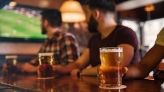 IPL 2017 Alcohol Offers: Best discounts on beer, whisky, cocktails in Mumbai pubs IPL 2017 Alcohol Offers: Best discounts on beer, whisky, cocktails in Mumbai pubs