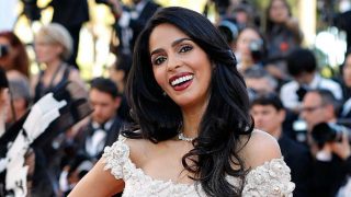 Mallika Sherawat stuns in a mermaid silhouette gown at the Cannes Film Festival 2017! Mallika Sherawat stuns in a mermaid silhouette gown at the Cannes Film Festival 2017!