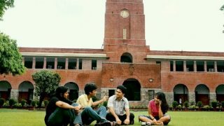 DU Admissions 2017 First cut off tomorrow: Anxious students seek help from education counsellors DU Admissions 2017 First cut off tomorrow: Anxious students seek help from education counsellors