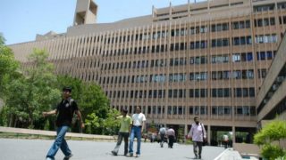JEE Counselling 2017: IIT JEE Toppers pick IITB and IITD over IIT Kharagpur and Madras, Focus on Innovation JEE Counselling 2017: IIT JEE Toppers pick IITB and IITD over IIT Kharagpur and Madras, Focus on Innovation
