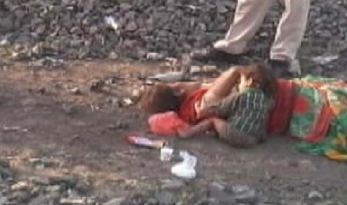 Indian woman dead by tracks, infant tries to breastfeed