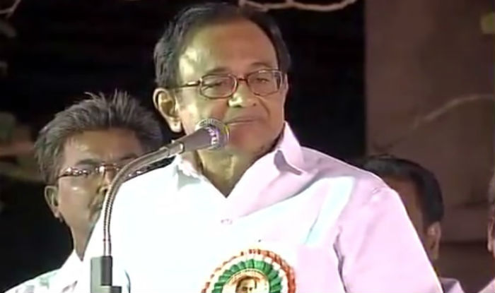 President, Gandhis pay tributes to Rajiv President, Gandhis pay tributes to Rajiv