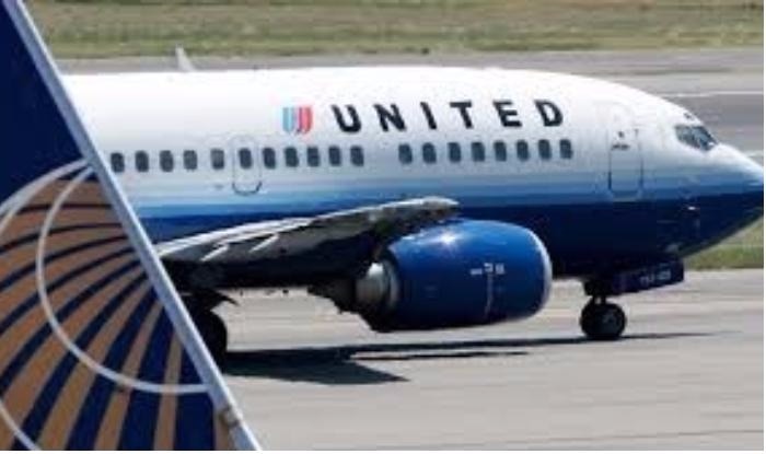 A United Airline aircraft