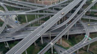 China's Chongqing interchange is a 'spaghetti-shaped maze'! Pictures of 5-layered twisty highway leaves Internet stunned China's Chongqing interchange is a 'spaghetti-shaped maze'! Pictures of 5-layered twisty highway leaves Internet stunned