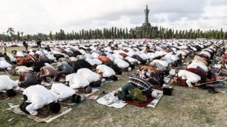 Eid al-Fitr moon sighting 2017 Chand Raat: Will Egypt, Libya, Lebanon, Algeria and other North African nations celebrate Eid tomorrow? Eid al-Fitr moon sighting 2017 Chand Raat: Will Egypt, Libya, Lebanon, Algeria and other North African nations celebrate Eid tomorrow?